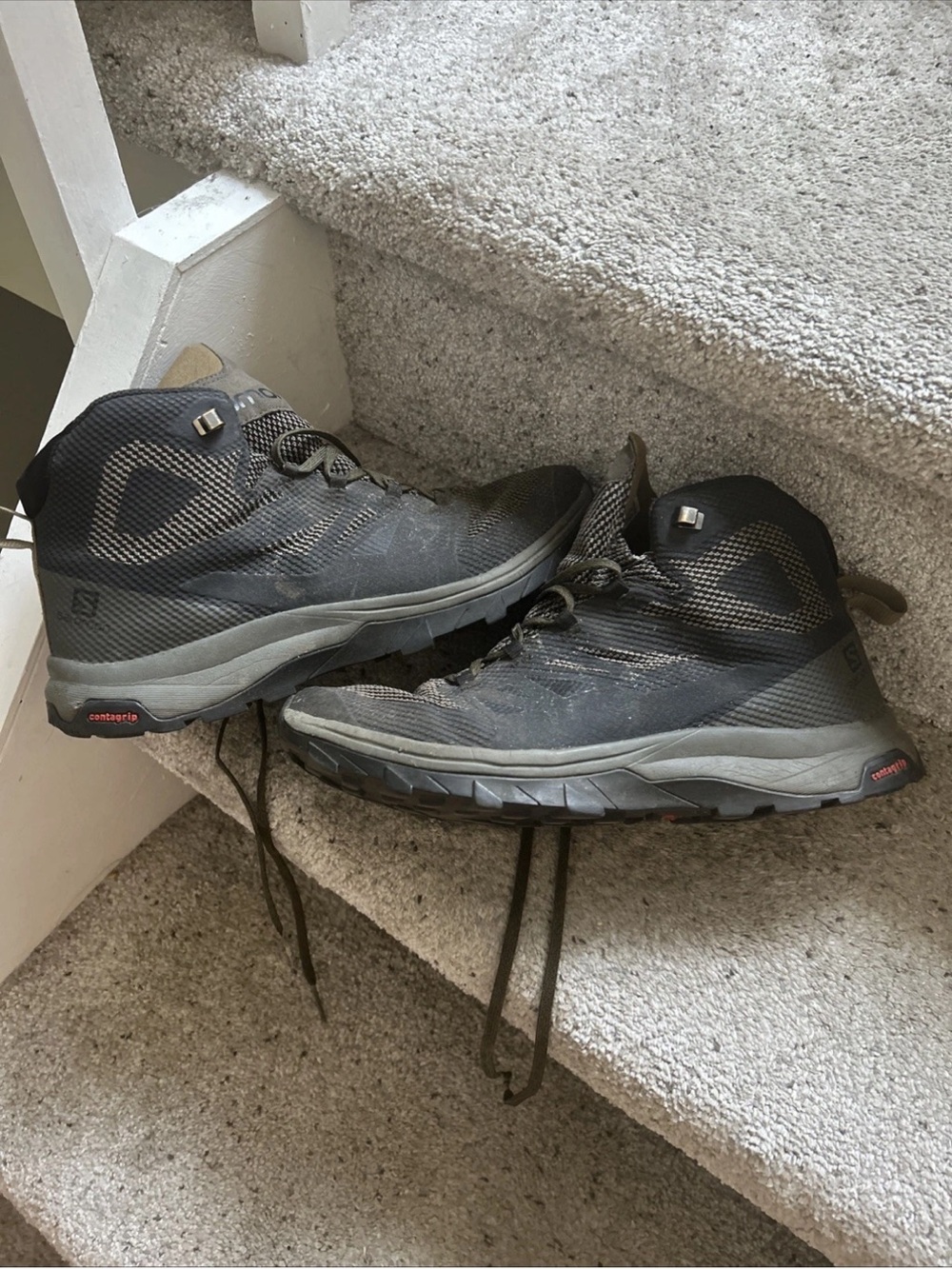 Salomon contagrip boots men’s size 11